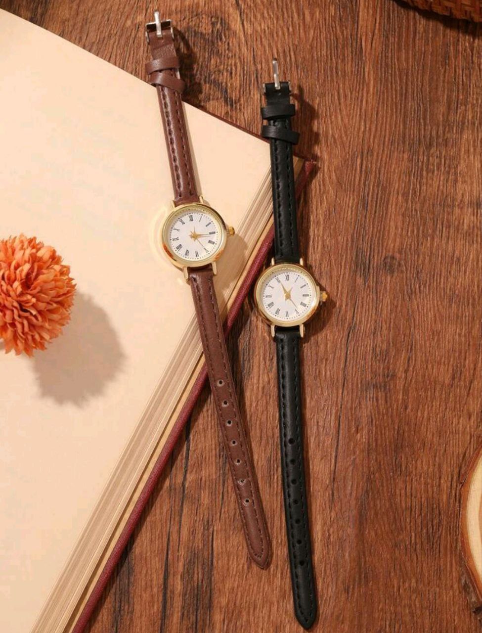 Retro Simple Women’s Leather Strap Watch – Round Dial – Black & Brown