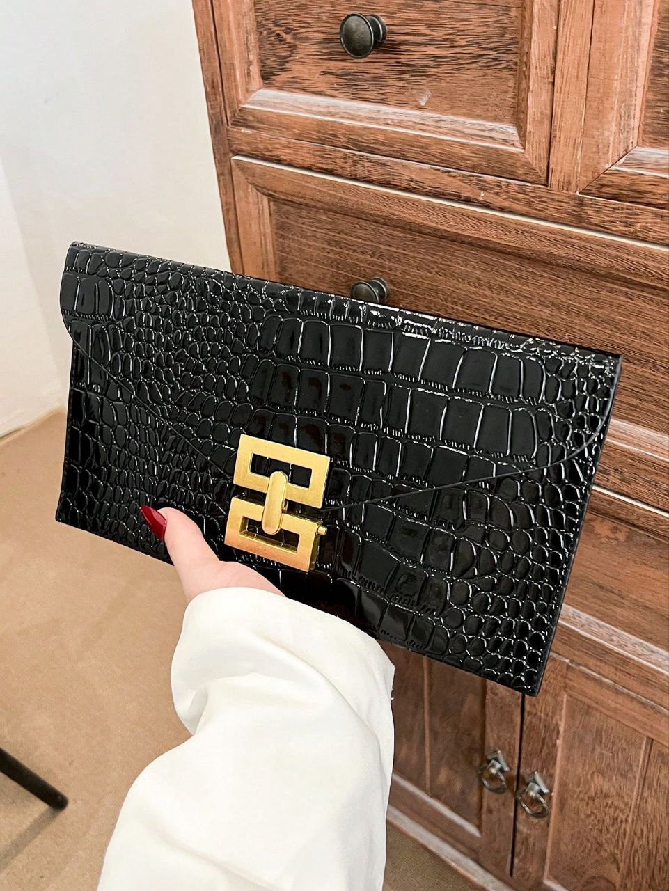 New Design Mini Envelope Bag – Crocodile Pattern Vintage Clutch ( Black, Burgundy & Gold )
