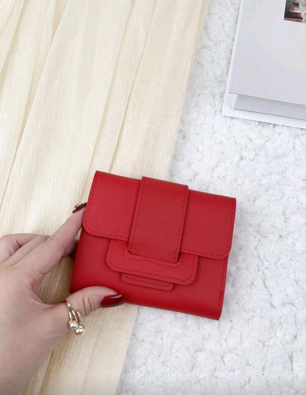 PU Triple Fold Flap Wallet – Small Portable Card & Photo Holder for Women (Red / Burgundy)