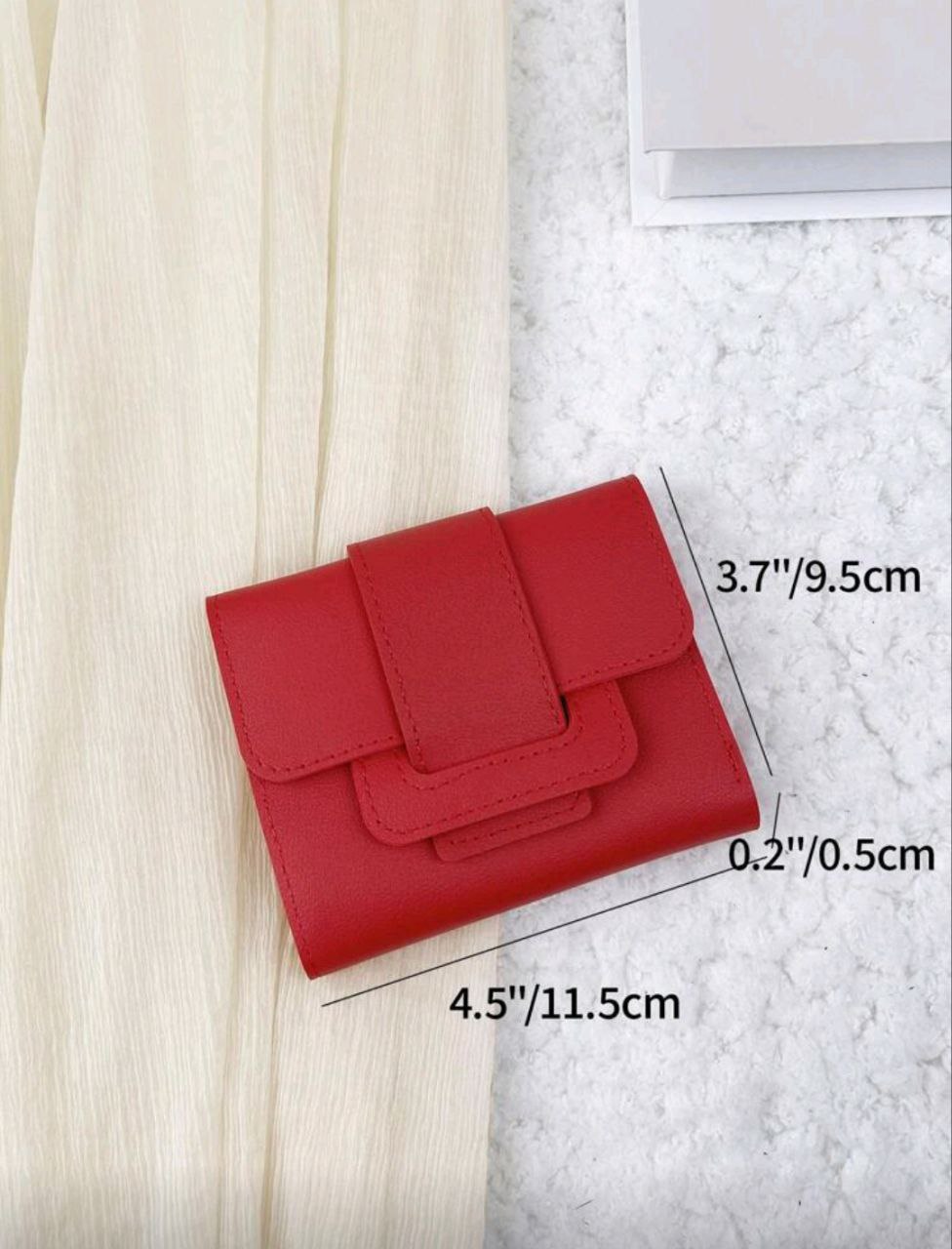 PU Triple Fold Flap Wallet – Small Portable Card & Photo Holder for Women (Red / Burgundy)