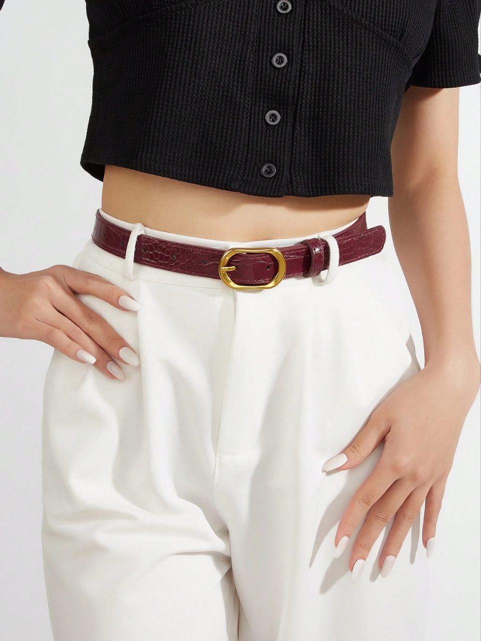 Women’s Burgundy Crocodile Textured Belt – Round Gold Buckle (Luxury Retro)