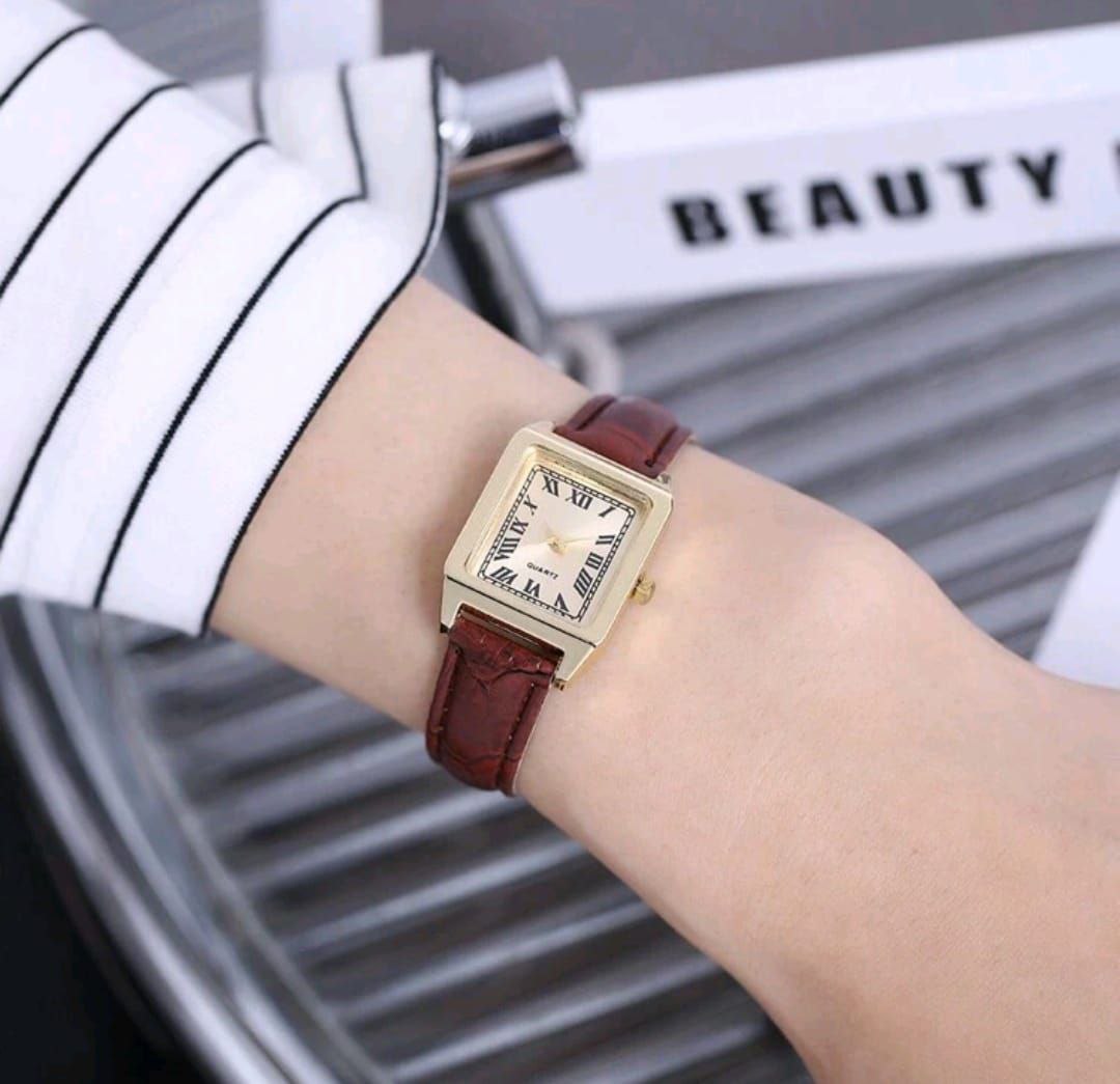 Luxury Square Women’s PU Leather Watch – Gold & Silver – Business Style