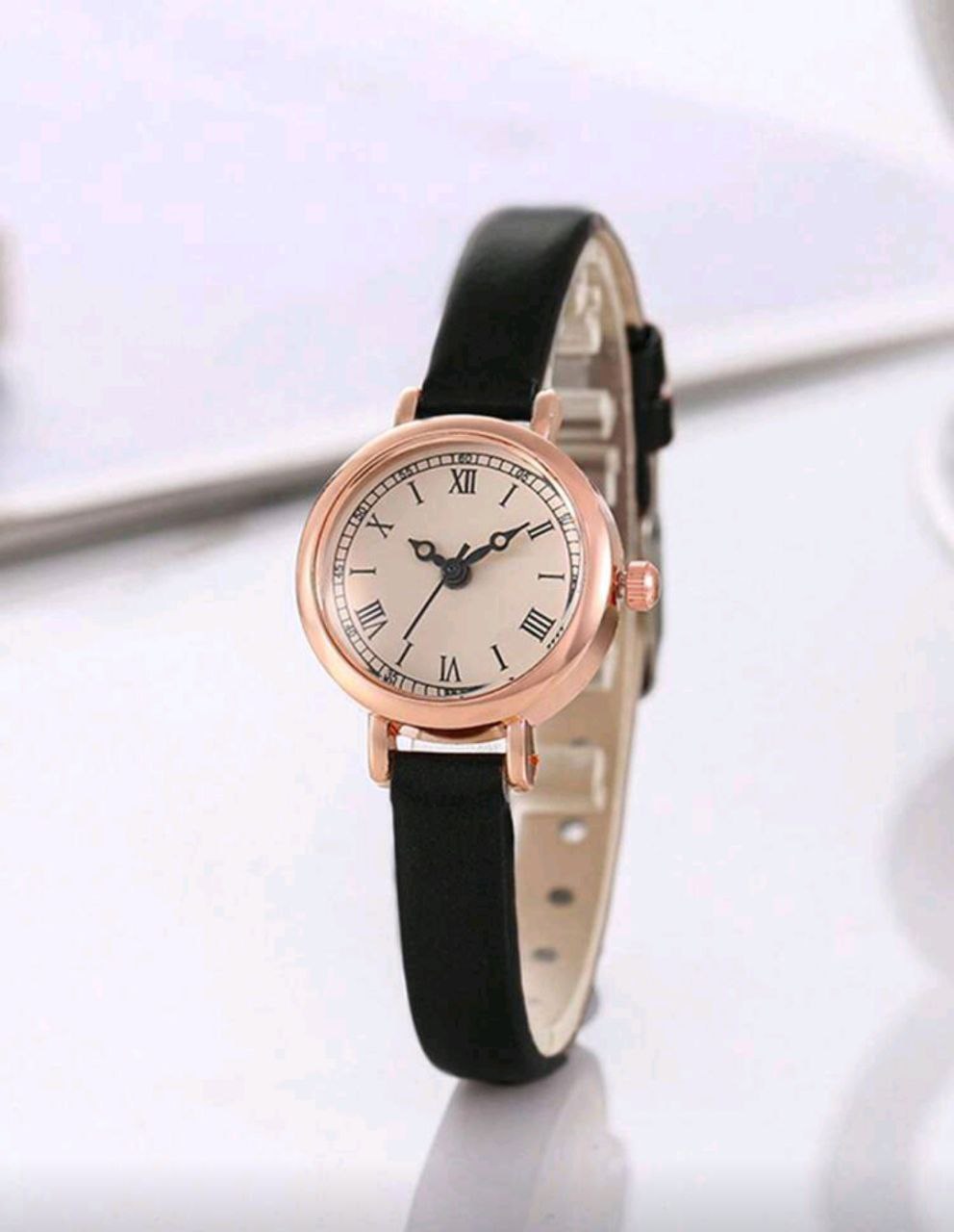 Minimalist Retro Women’s PU Leather Watch – Small Round Dial – Black & Brown