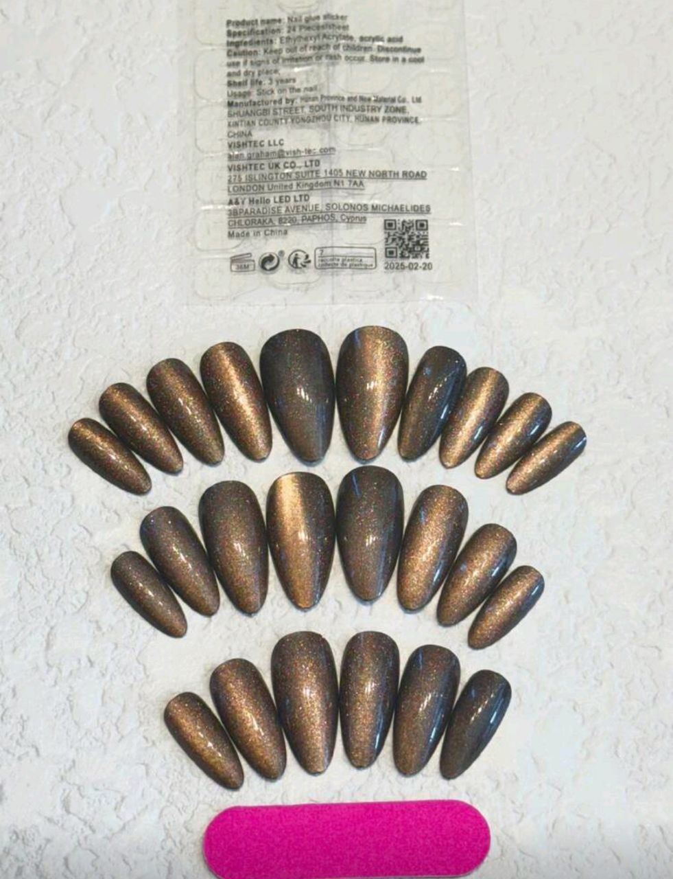 24PCS Y2K Long Almond Crystal Cat Eye Press-On Nails – Black / Brown