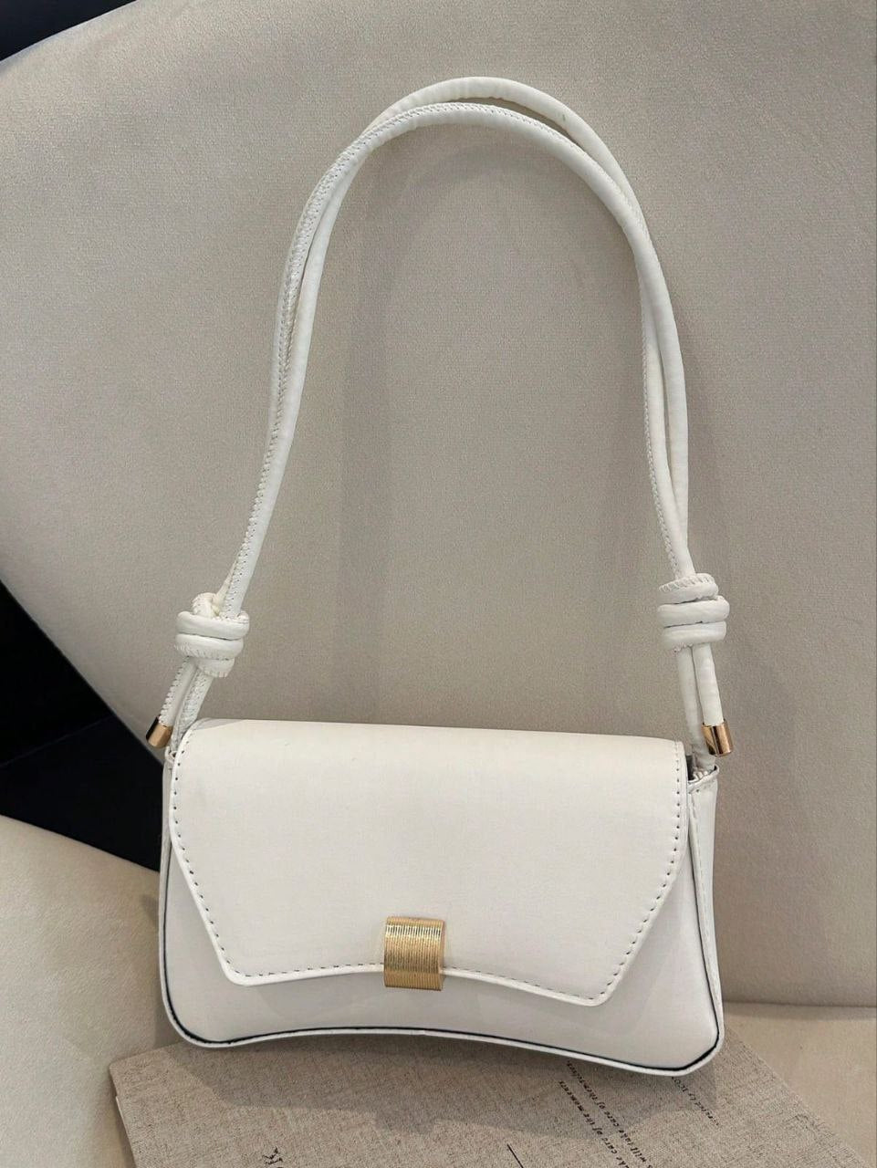 Vintage Lightweight Business Casual Flap Bag – White & Burgundy