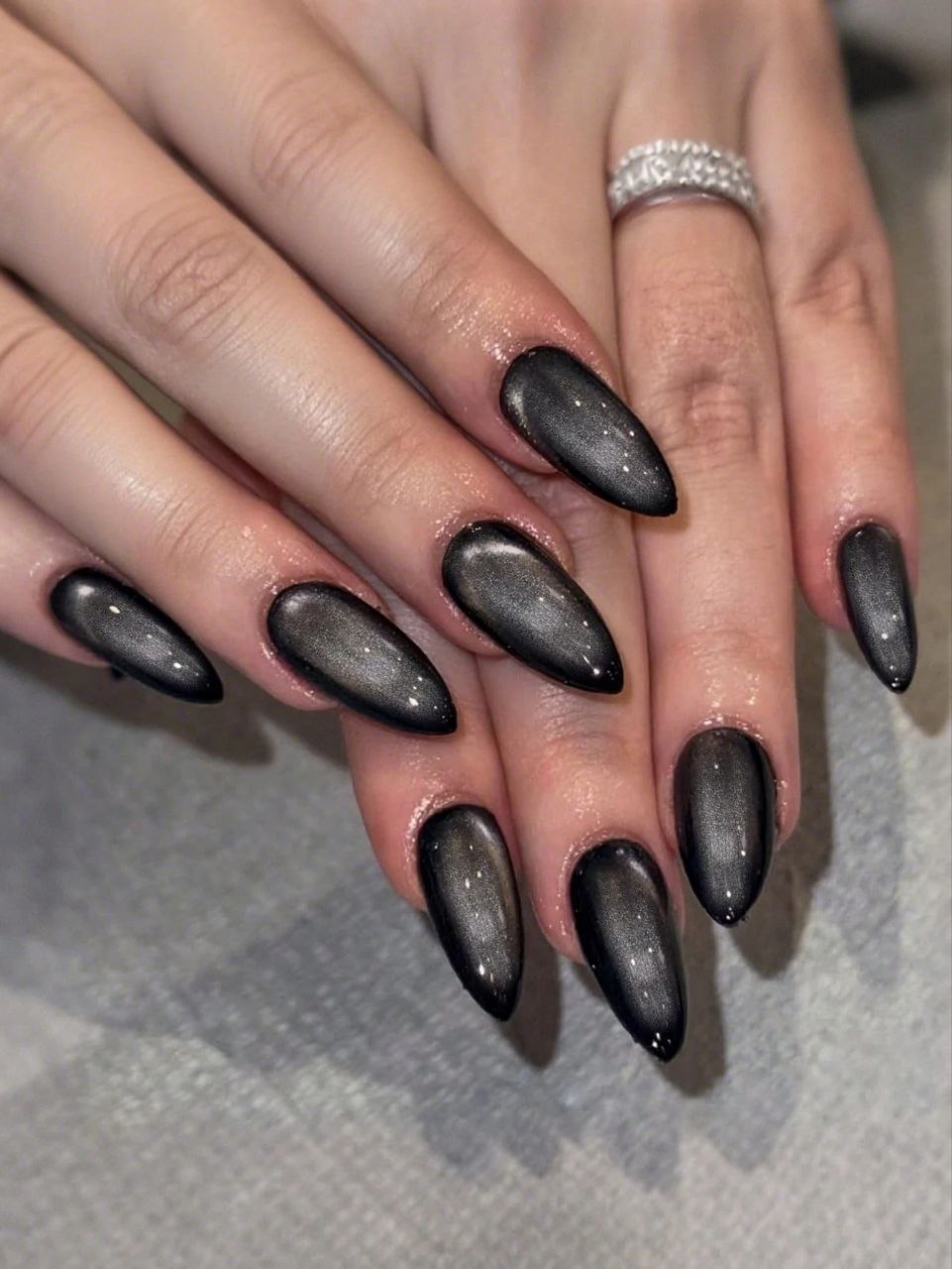 24PCS Y2K Long Almond Crystal Cat Eye Press-On Nails – Black / Brown