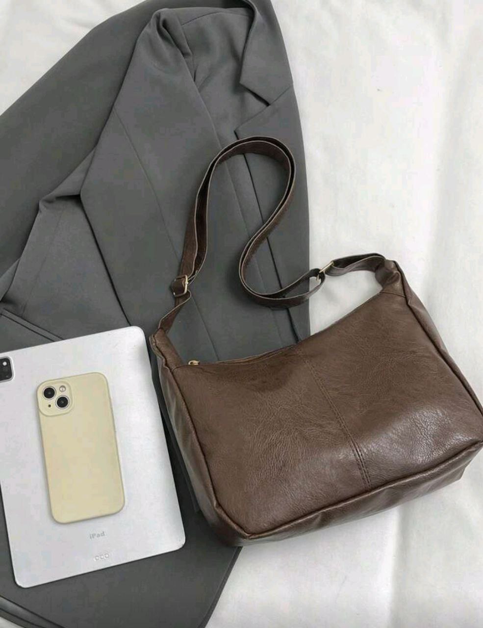 Vintage Korean Large Capacity Brown Crossbody Tote Bag – Retro Everyday Handbag