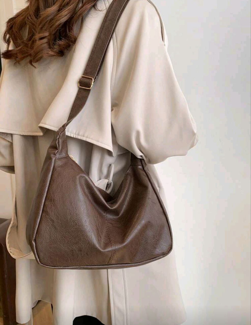Vintage Korean Large Capacity Brown Crossbody Tote Bag – Retro Everyday Handbag