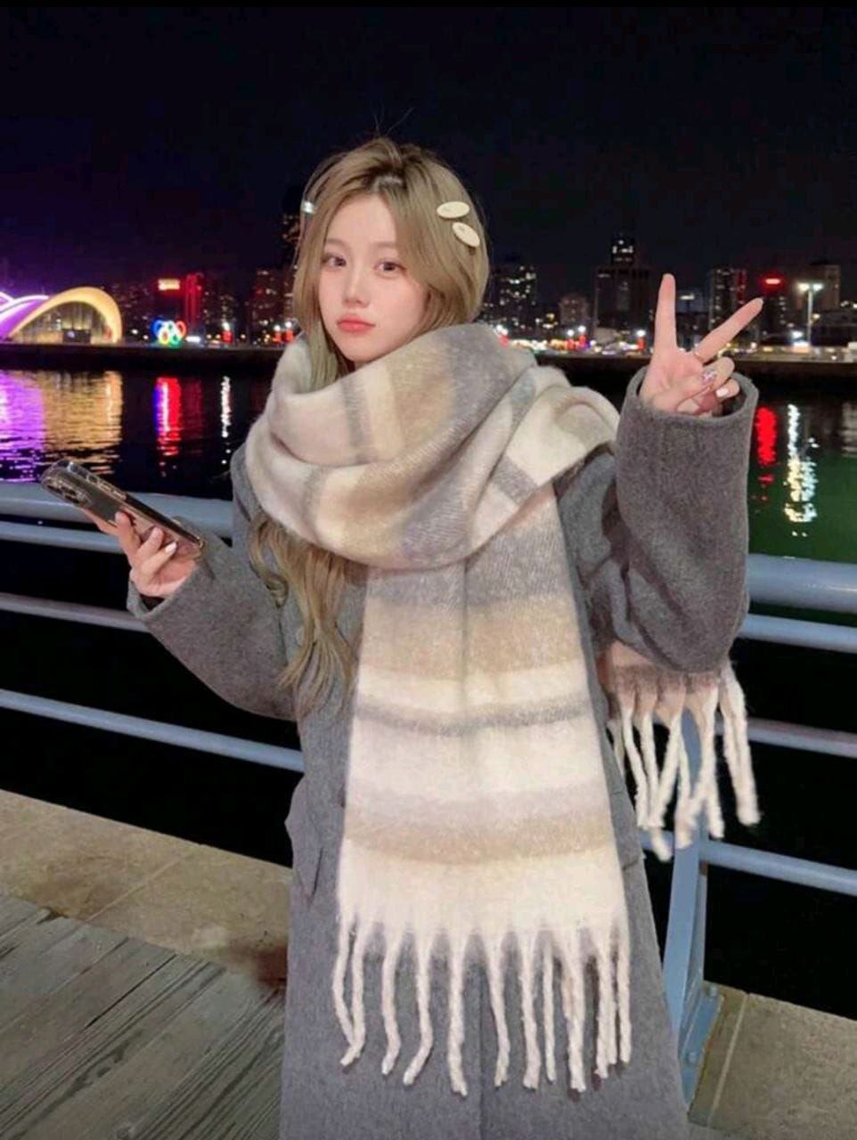 Luxury Mohair-Style Fur Shawl – Soft Winter Wrap