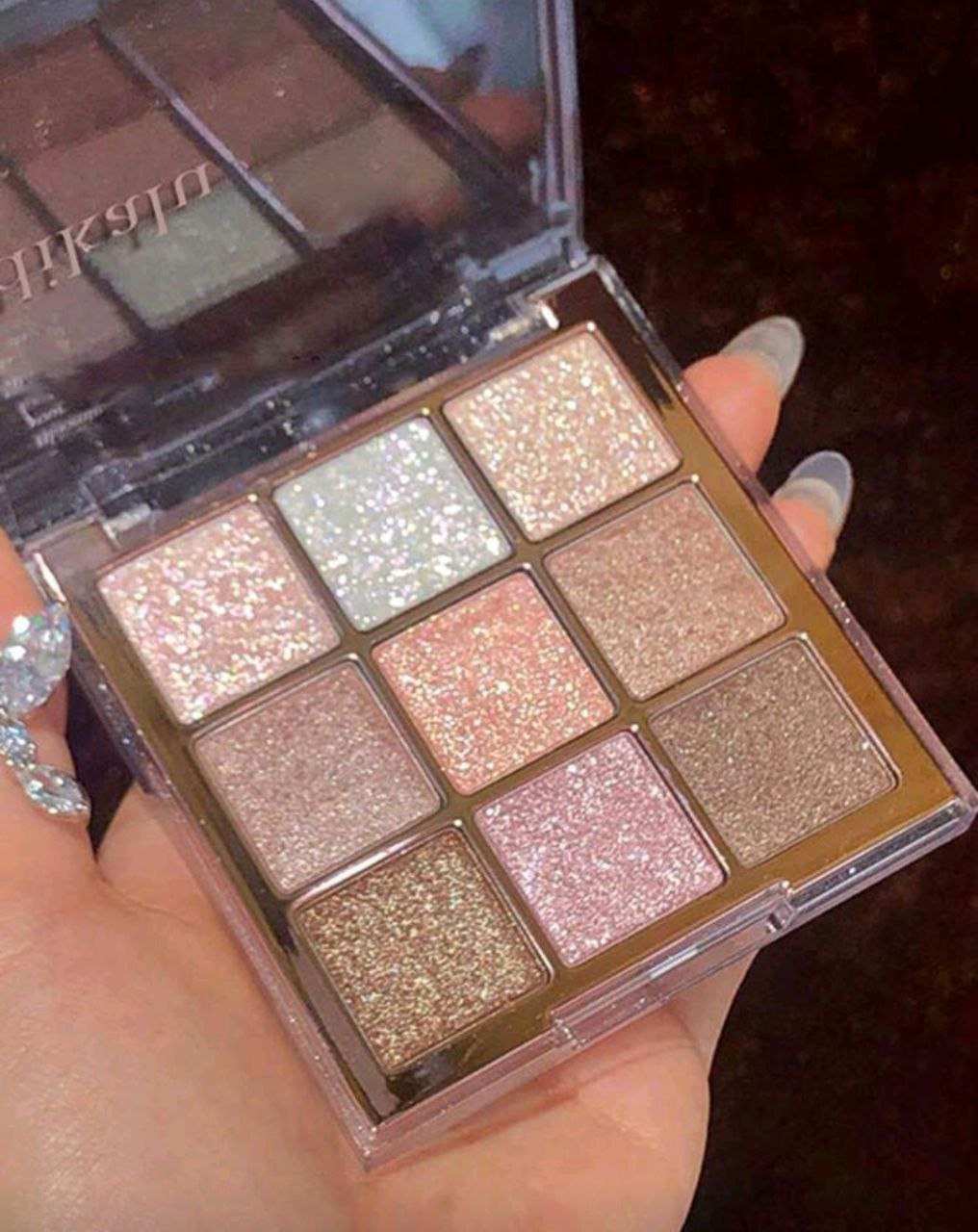 9-Color Glitter & Shimmer Eyeshadow Palette – Highly Pigmented Glow Collection