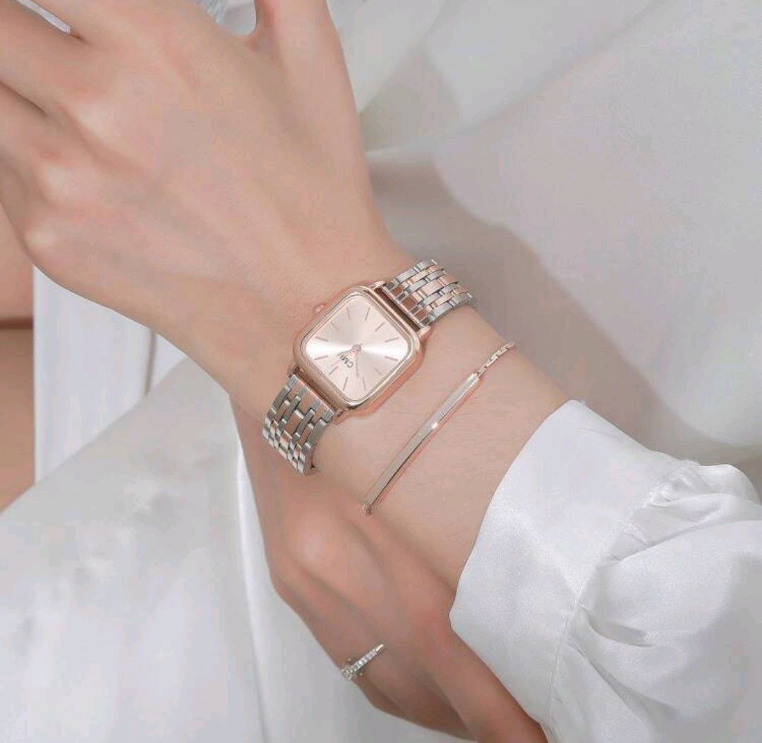 Rose Gold Stainless Steel Quartz Watch & Bracelet Set for Women – Elegant Everyday Pair