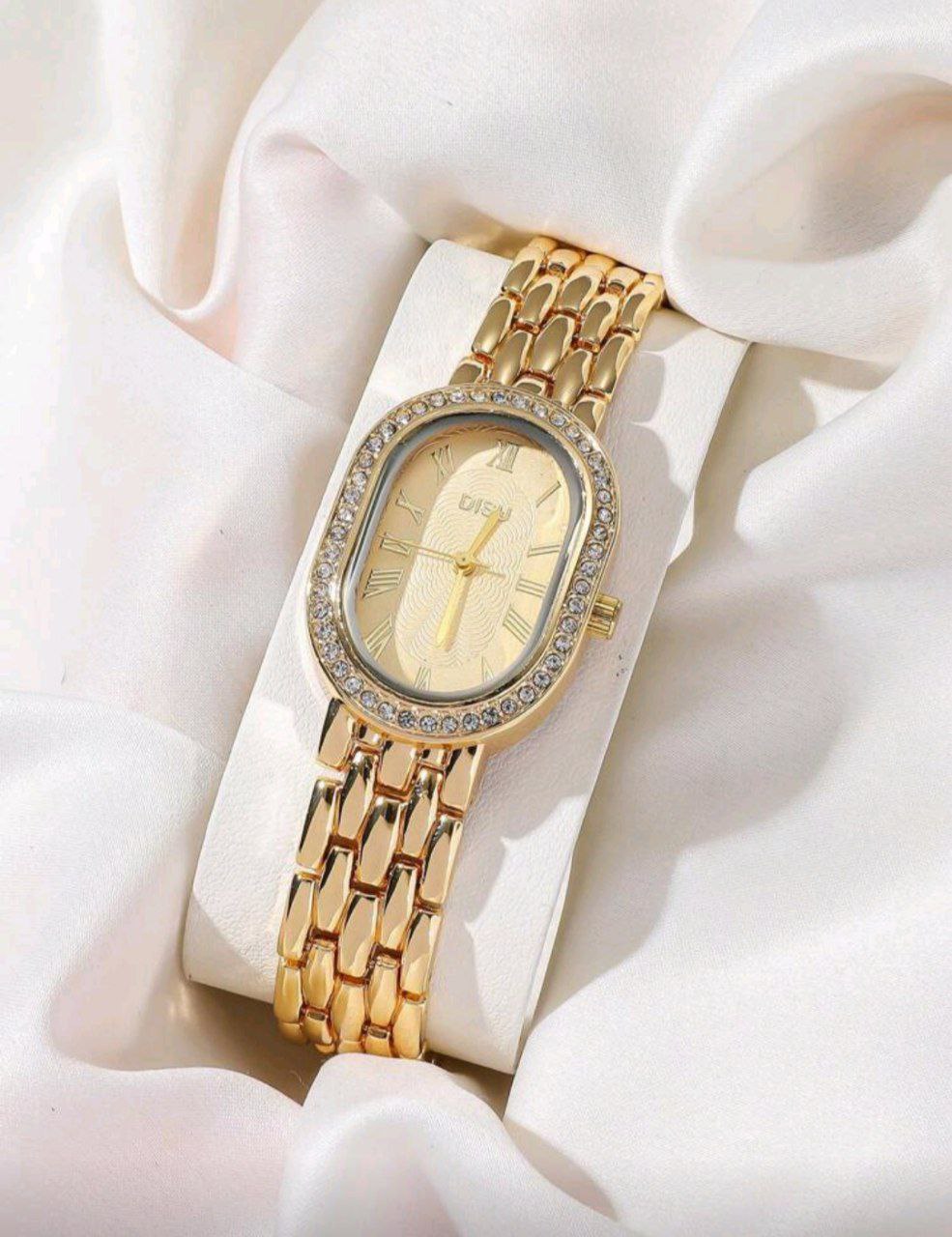 Oval Dial Two-Tone Stainless Steel Quartz Watch for Women – Classic Business Style