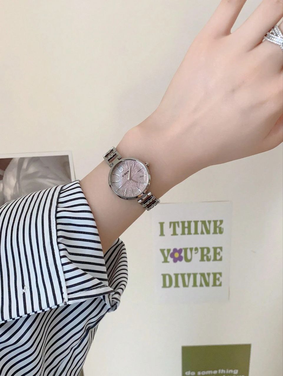 Women’s Elegant Small Dial Stainless Steel Quartz Watch