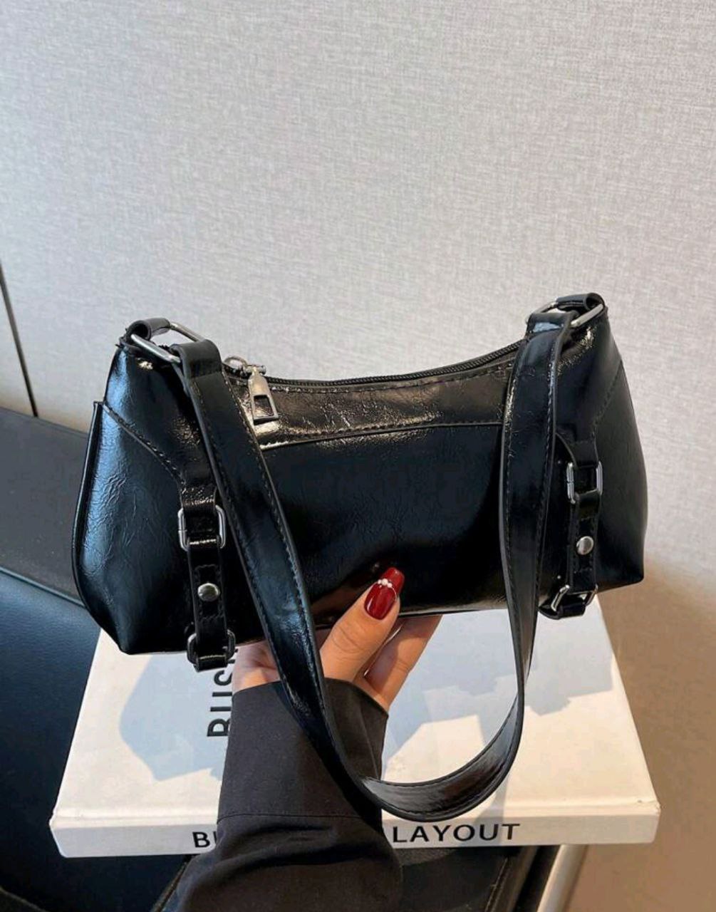 Y2K Patent PU Leather Shoulder Bag – Black Glossy Baguette