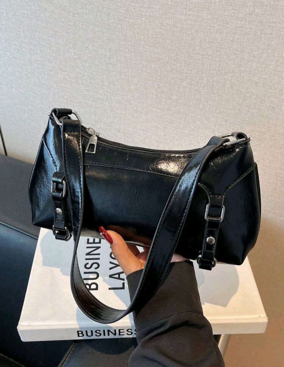 Y2K Patent PU Leather Shoulder Bag – Black Glossy Baguette