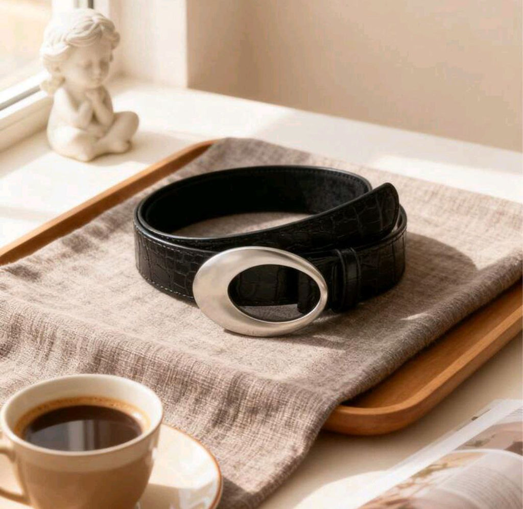 Women’s Crocodile Grain Belt – Oval Hollow Buckle (Y2K Retro Style)