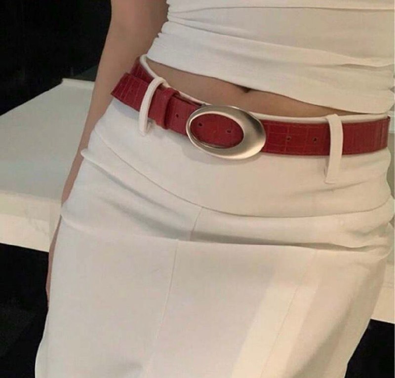 Women’s Crocodile Grain Belt – Oval Hollow Buckle (Y2K Retro Style)