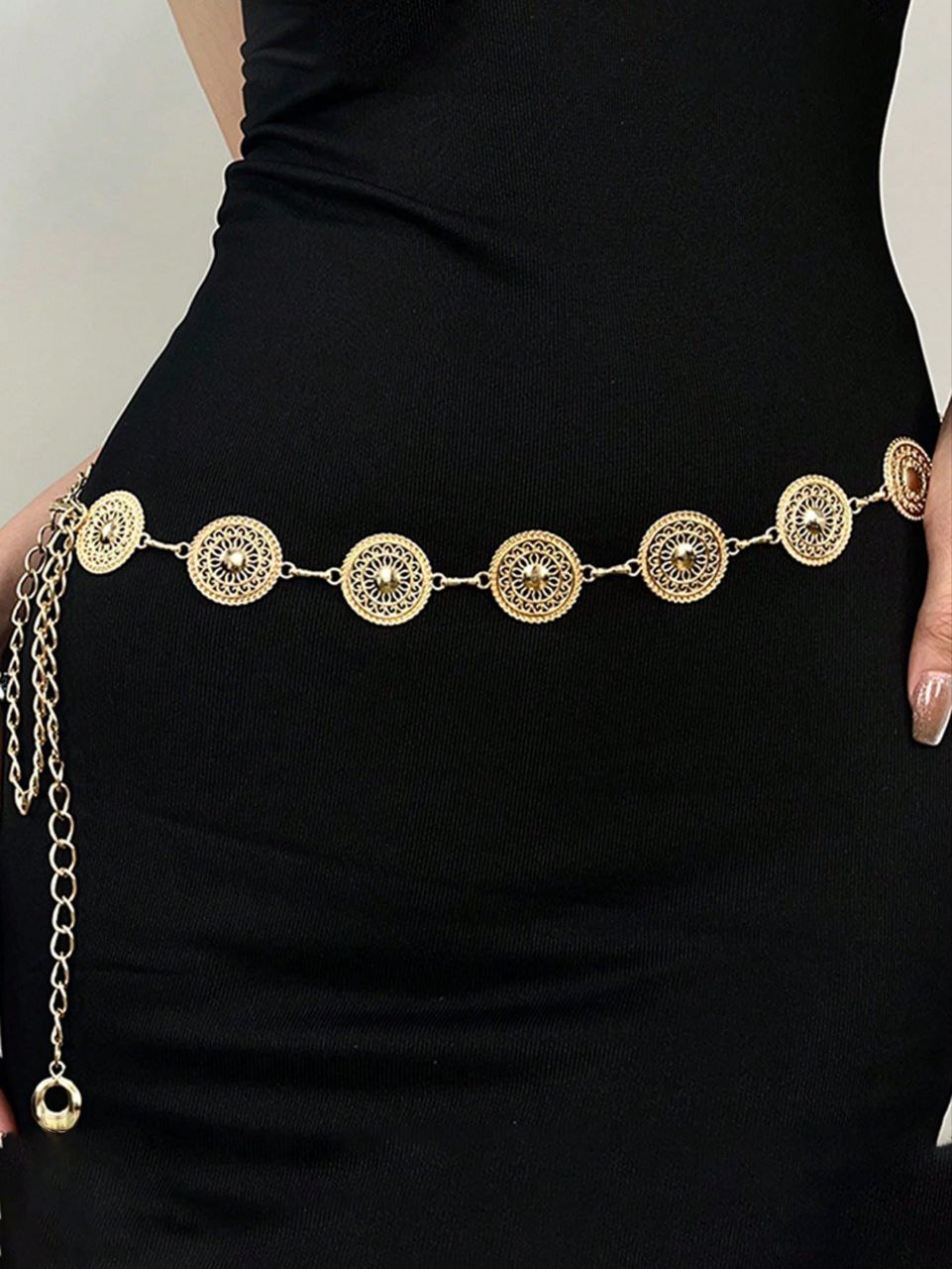 Women’s Bohemian Gold/Silver Waist Chain – Hollow Round Disc (High-End & Versatile