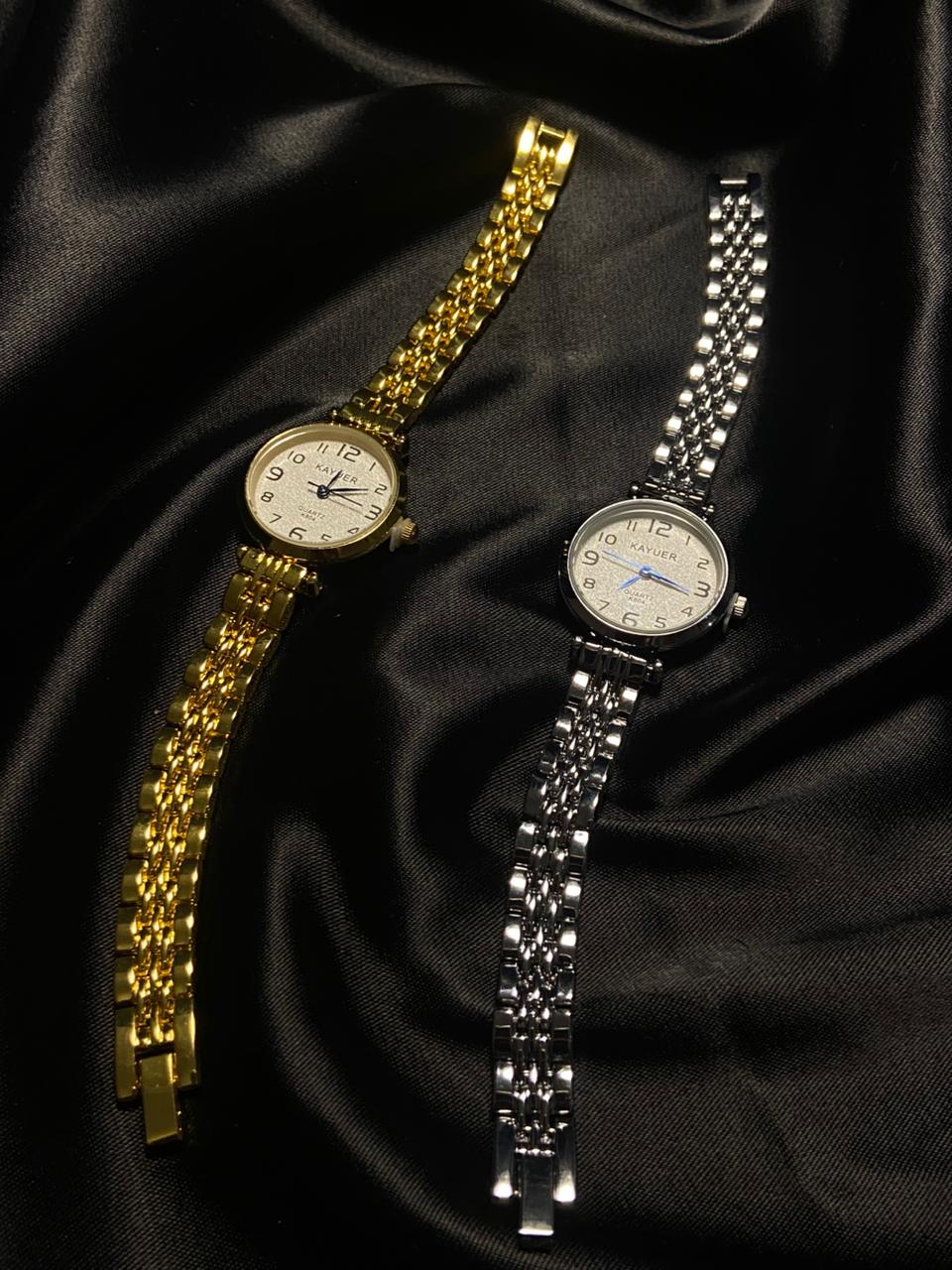 Women’s Round Quartz Watch with Numeral Dial – Silver & Gold Zinc Alloy