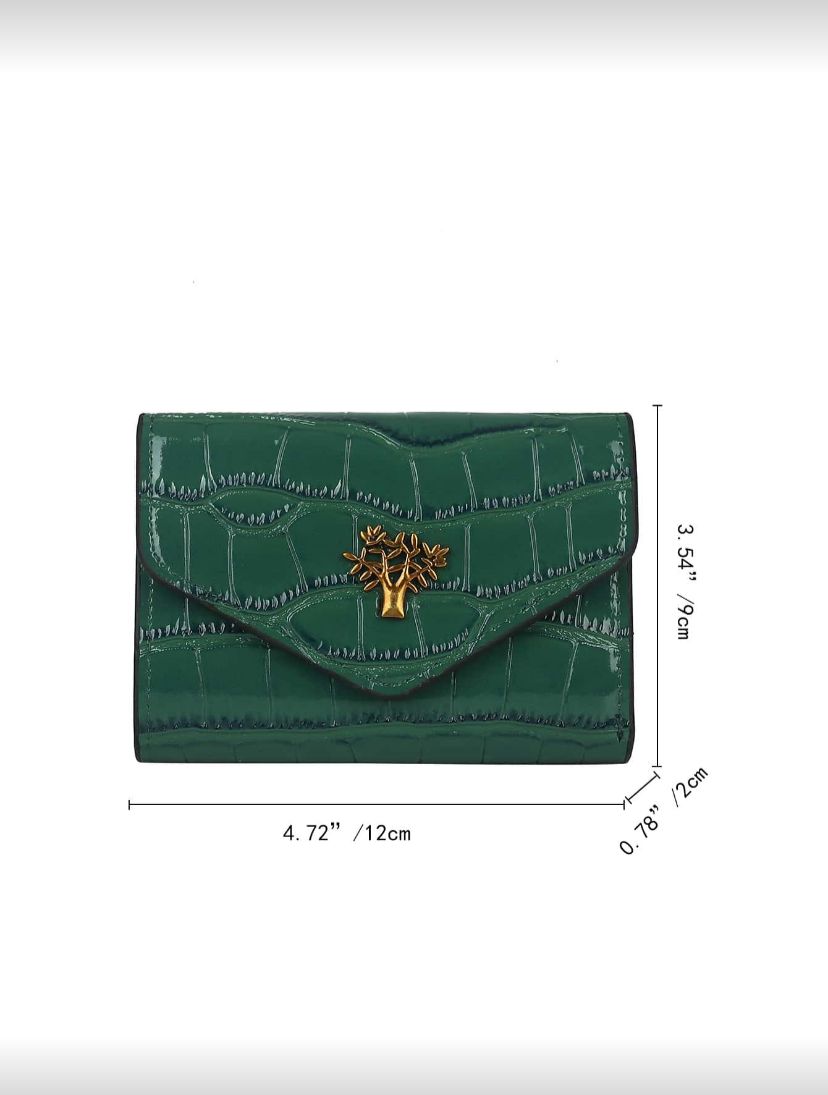 Crocodile Embossed Bi-Fold Wallet with Metal Decor – Green & Black
