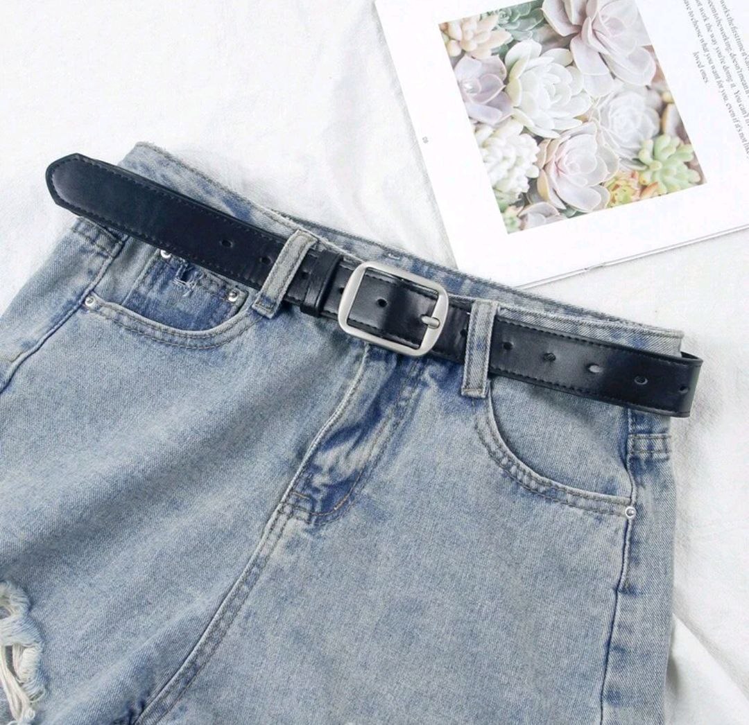 Unisex Vintage Silver Buckle Belt – Classic Jeans Accessory