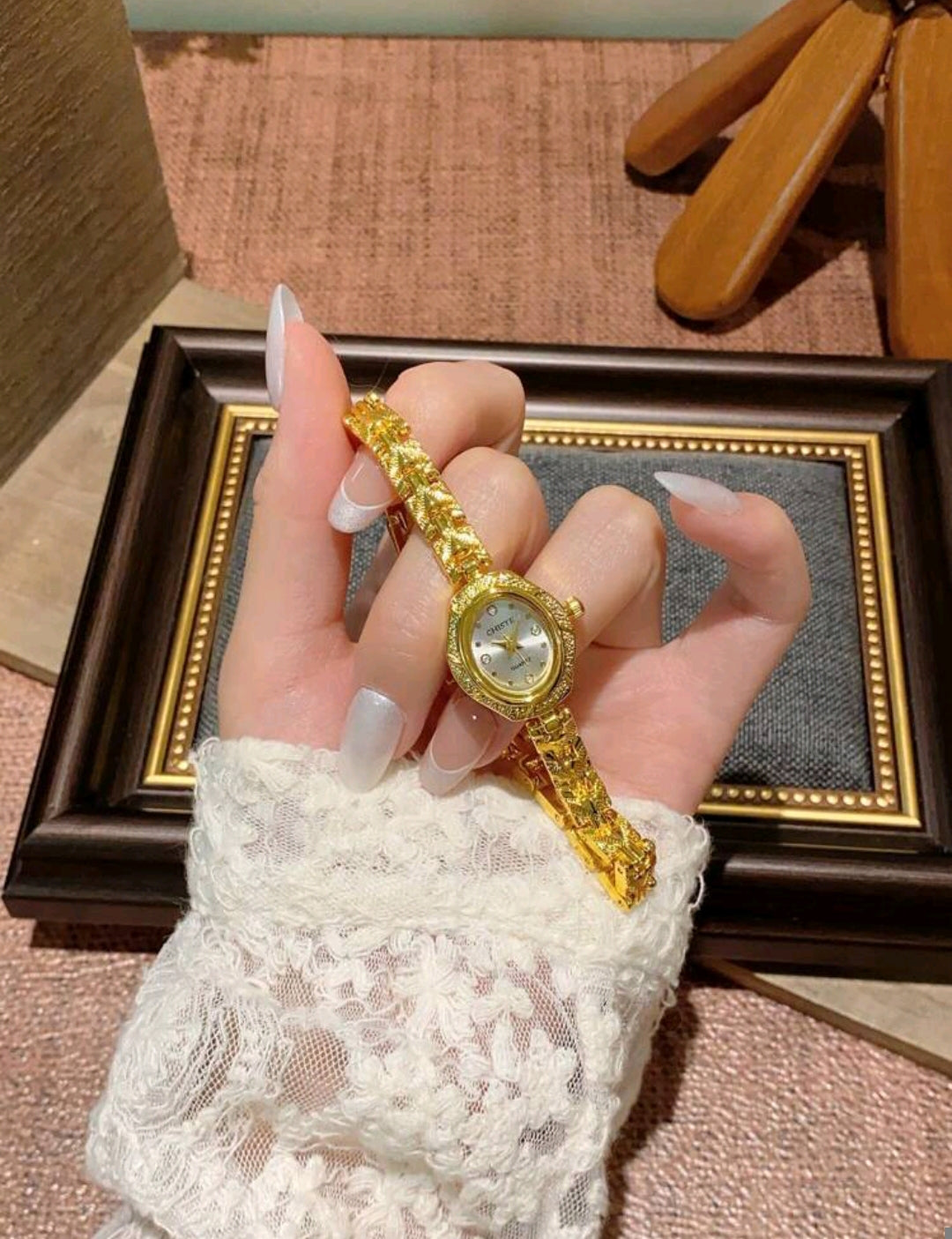 Women’s Elegant Small Dial Quartz Watch – Gold & Silver Strap