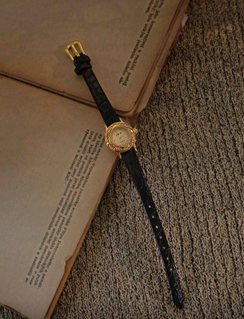 Vintage French Engraved Gold-Tone Small Dial Women’s Quartz Watch