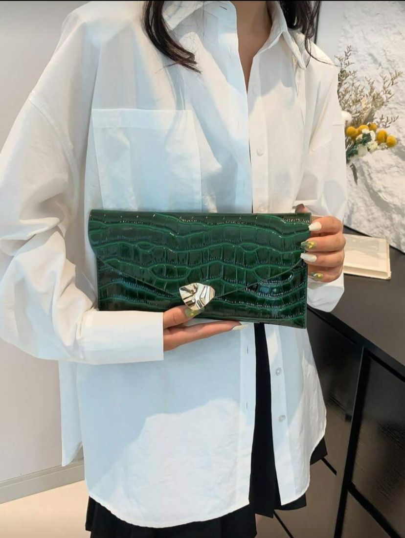 Fashionable Luminous Green Sequin Envelope Clutch Bag