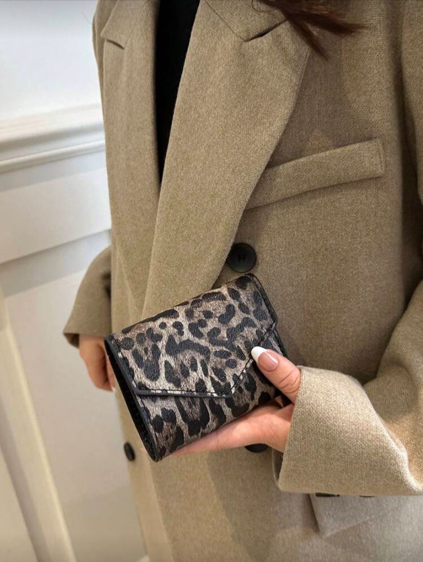 PU Leather Folding Leopard Print Compact Wallet – Brown & Black