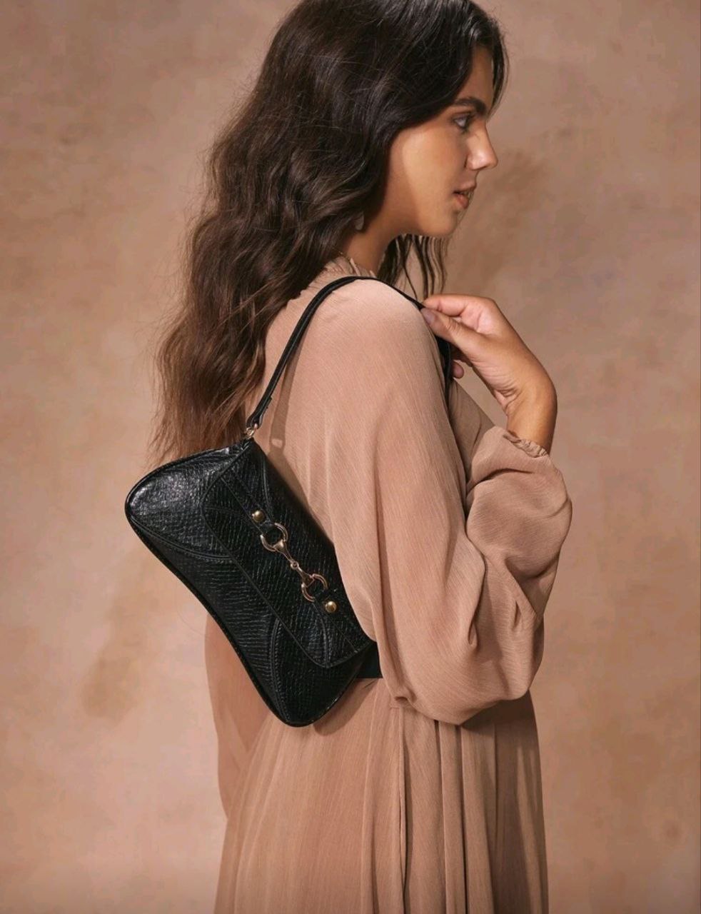 Women’s High-End Commuter Shoulder Bag – Black