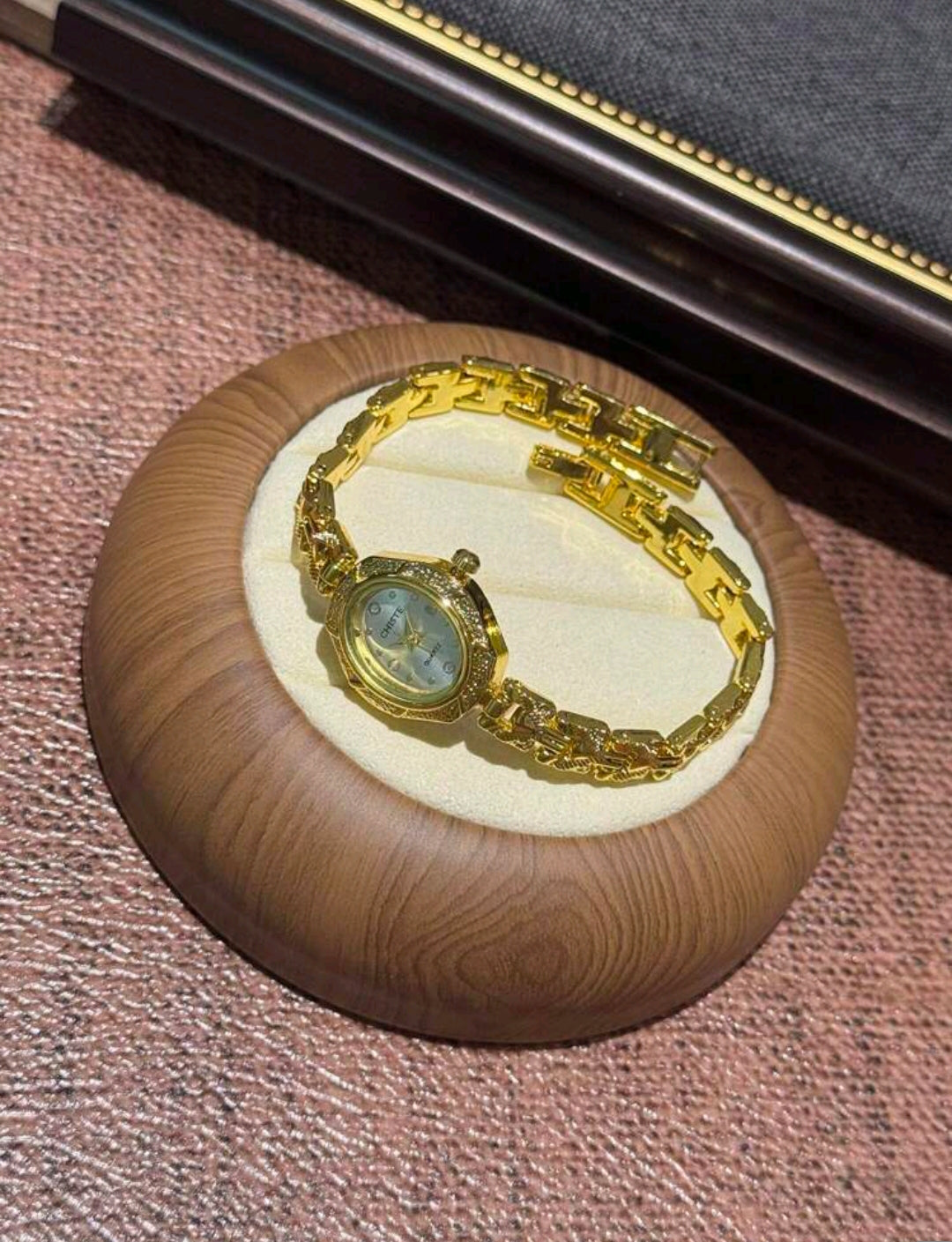 Women’s Elegant Small Dial Quartz Watch – Gold & Silver Strap