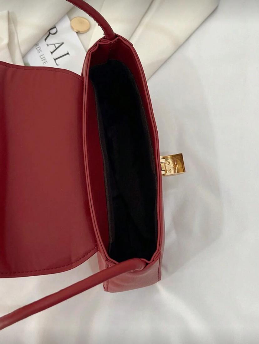 Vintage Lightweight Business Casual Flap Bag – White & Burgundy