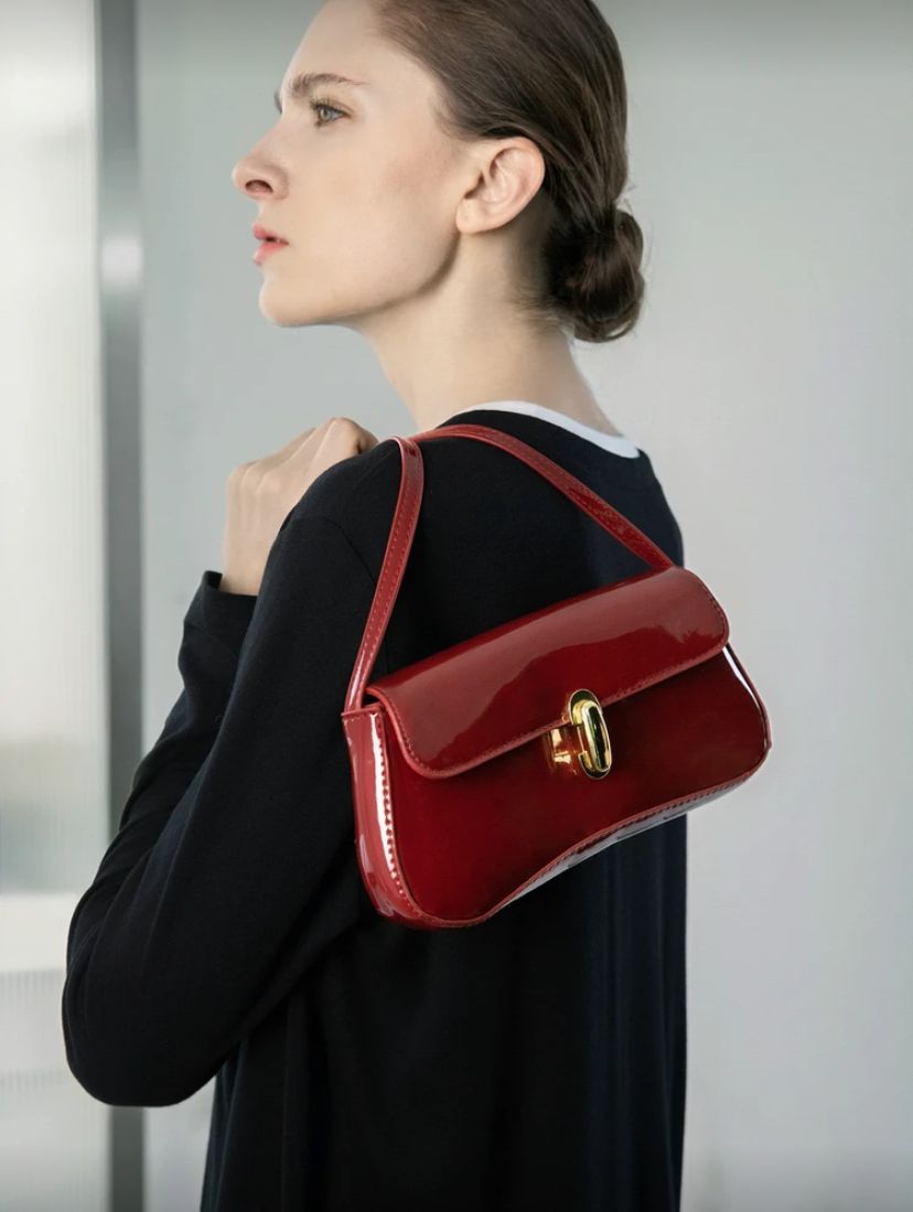 Vintage Faux Oiled Leather Underarm Shoulder Bag – Burgundy, Beige & Black