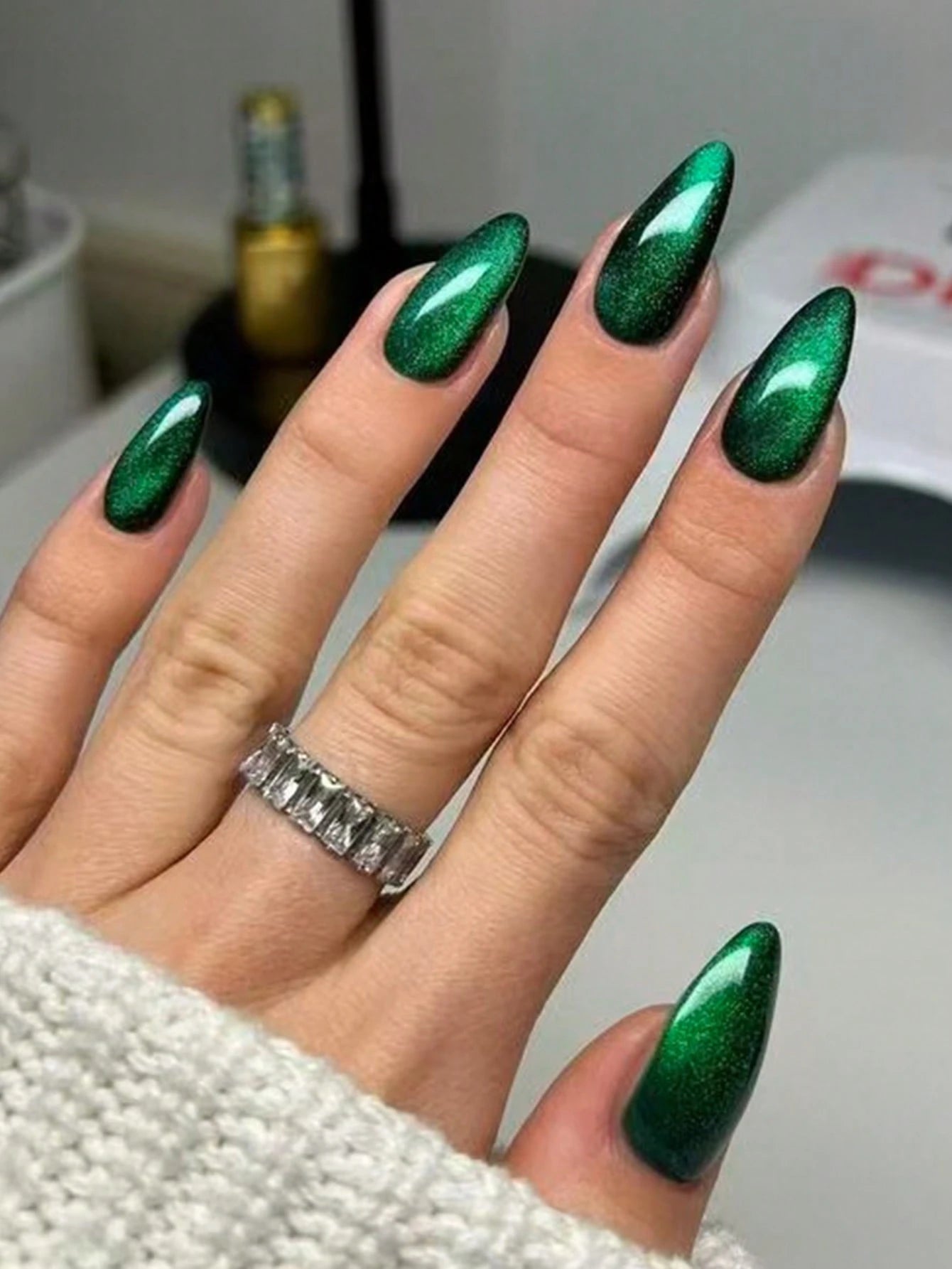 24PCS Y2K Long Almond Cat Eye Press-On Nails Set – Glossy Crystal Design