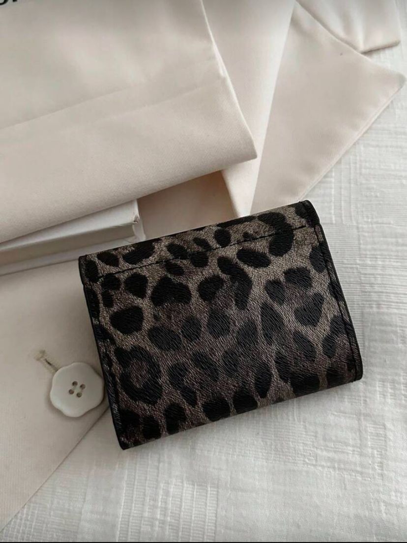 PU Leather Folding Leopard Print Compact Wallet – Brown & Black