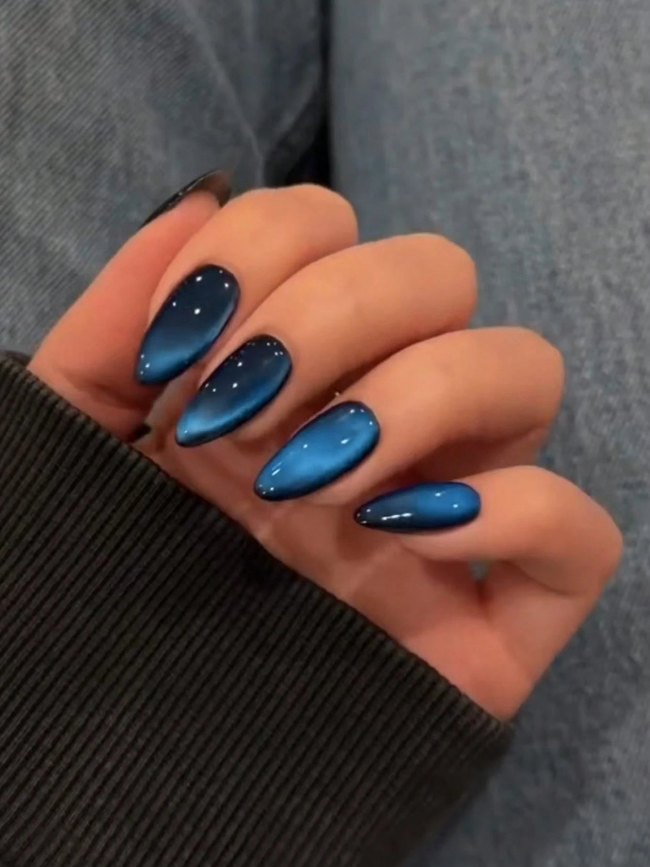24PCS Y2K Long Almond Cat Eye Press-On Nails Set – Glossy Crystal Design