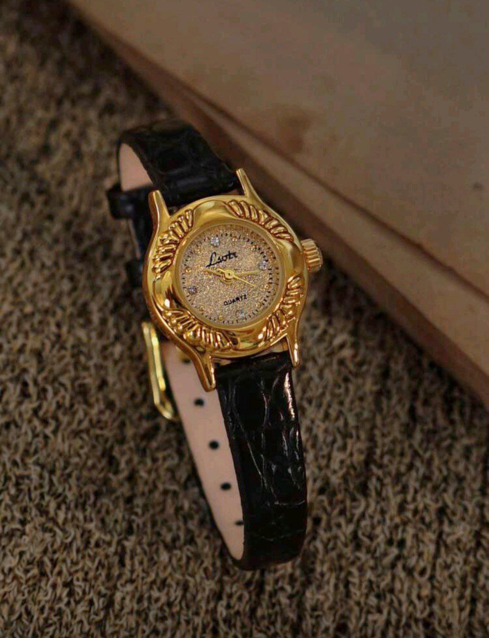Vintage French Engraved Gold-Tone Small Dial Women’s Quartz Watch