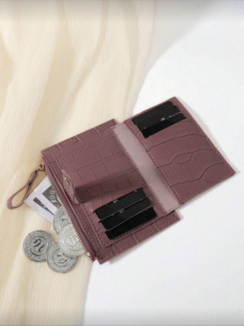 Crocodile Embossed Mini Card Holder Wallet – Slim Portable Card & Coin Wallet for Women (Dusty Pink)