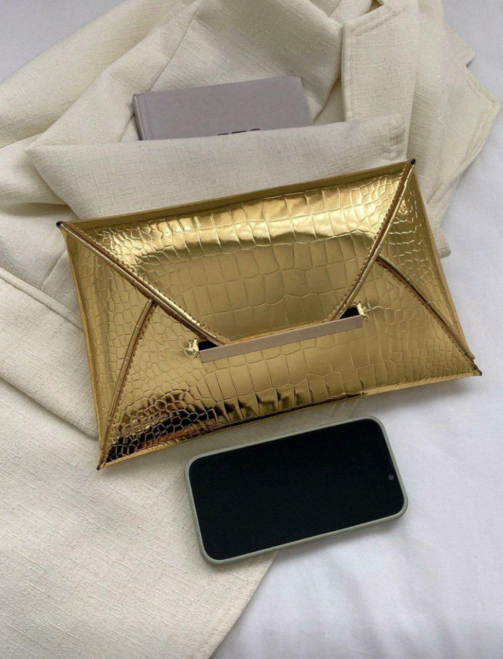 Elegant Crocodile & Marble Pattern Envelope Clutch – Black & Gold