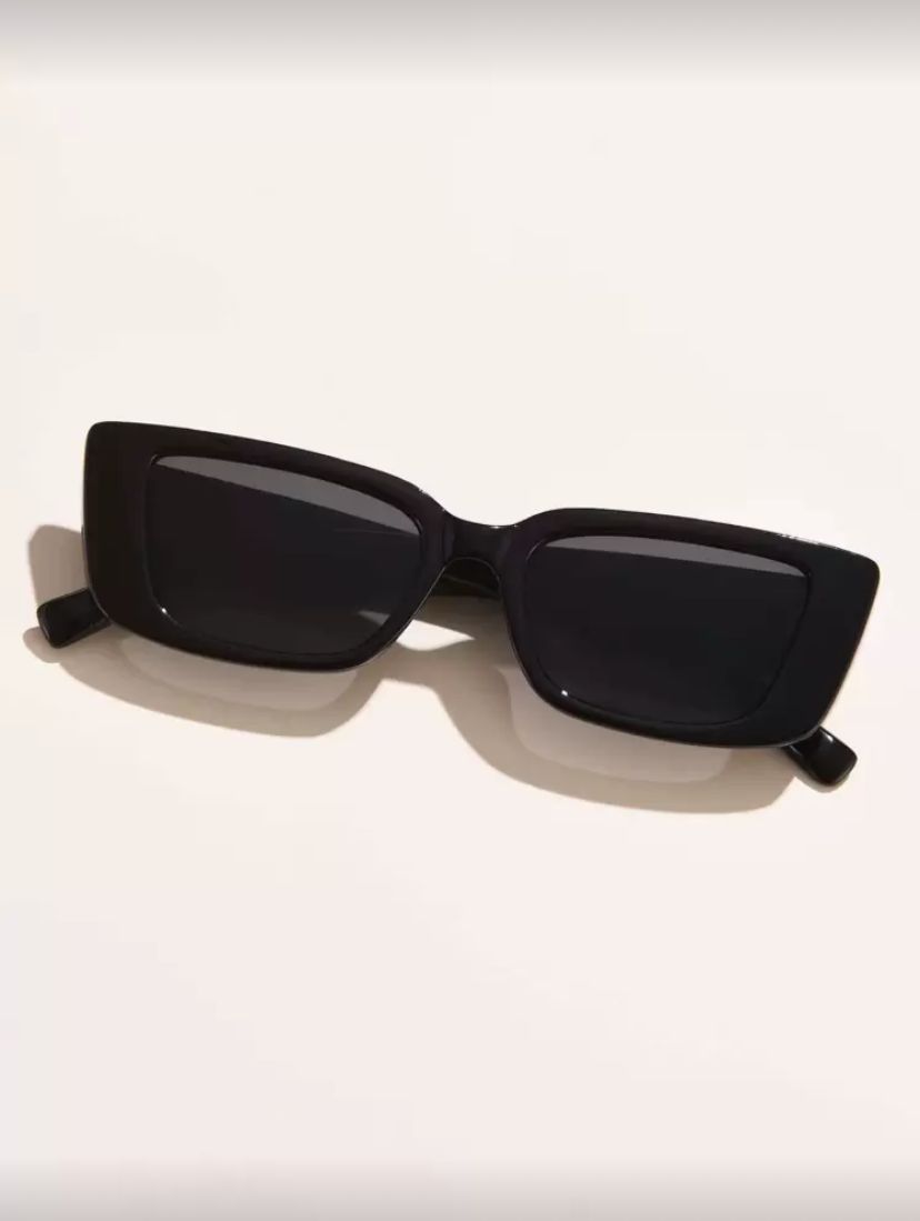 Y2K Square Frame Black Sunglasses – Retro Fashion for Women