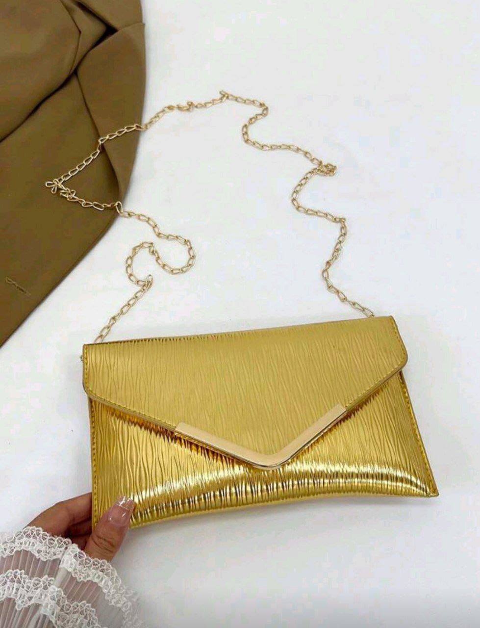 Gold Textured Flap Chain Shoulder Bag – Elegant Evening Envelope Party Handbag