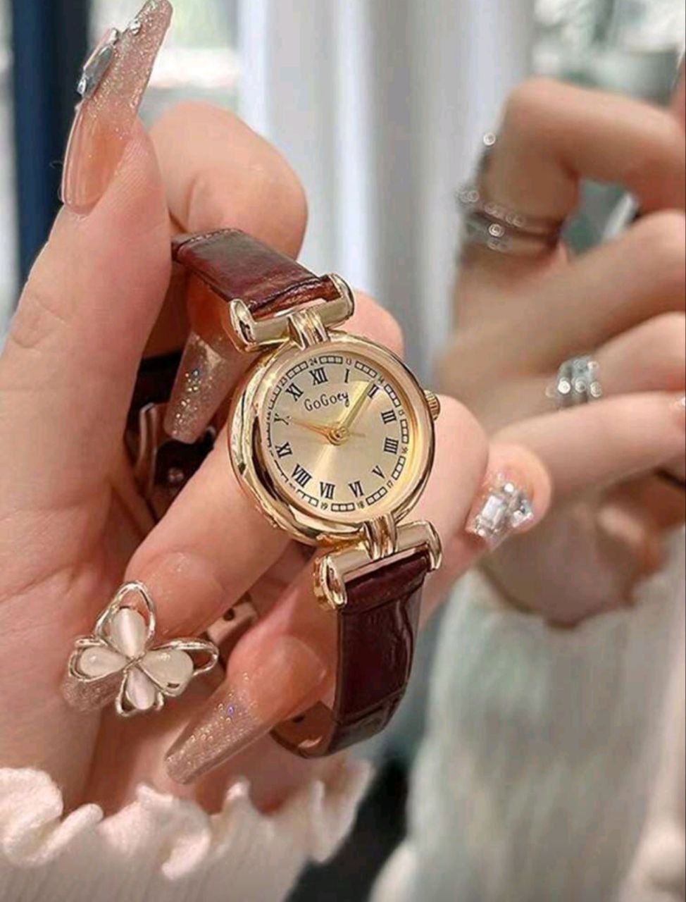 French Vintage Compact Quartz Watch for Women – Brown PU Leather Strap