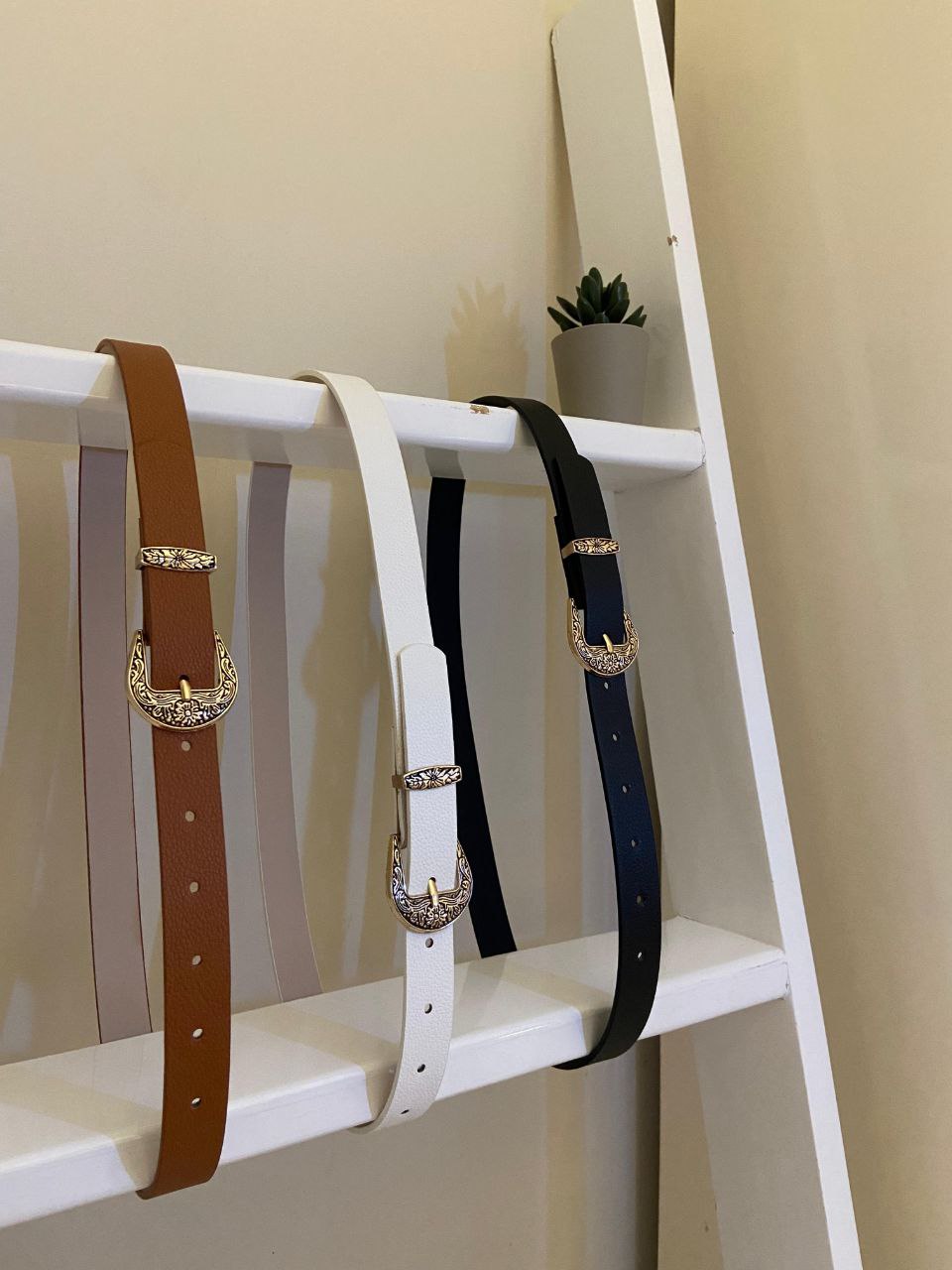 Women’s Vintage Western Belt – Gold-Tone Buckle ( Daily Wear )