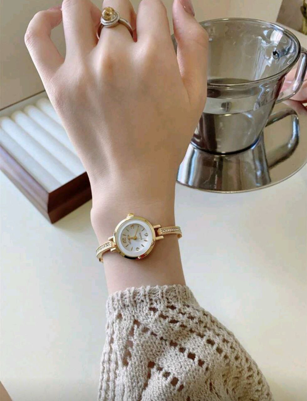 Minimalist Thin Strap Bracelet Style Quartz Watch for Women