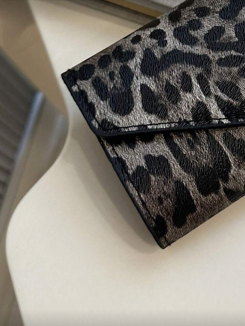 PU Leather Folding Leopard Print Compact Wallet – Brown & Black