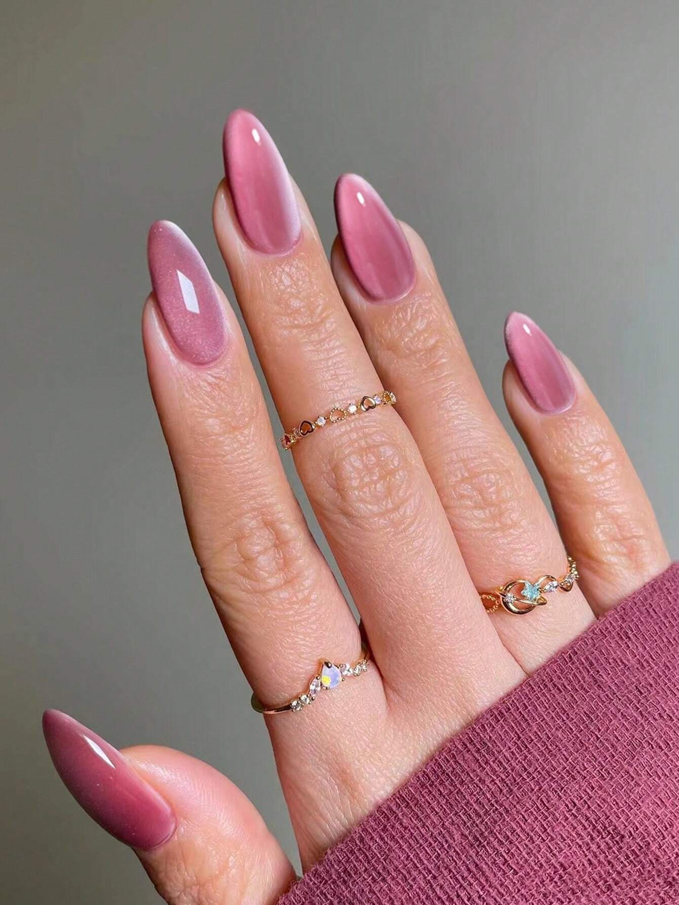 24PCS Y2K Long Almond Cat Eye Press-On Nails Set – Glossy Crystal Design