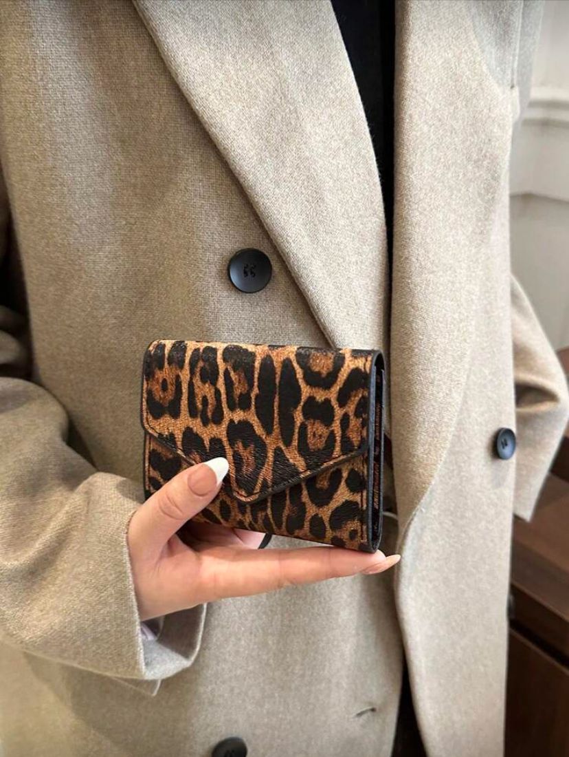 PU Leather Folding Leopard Print Compact Wallet – Brown & Black