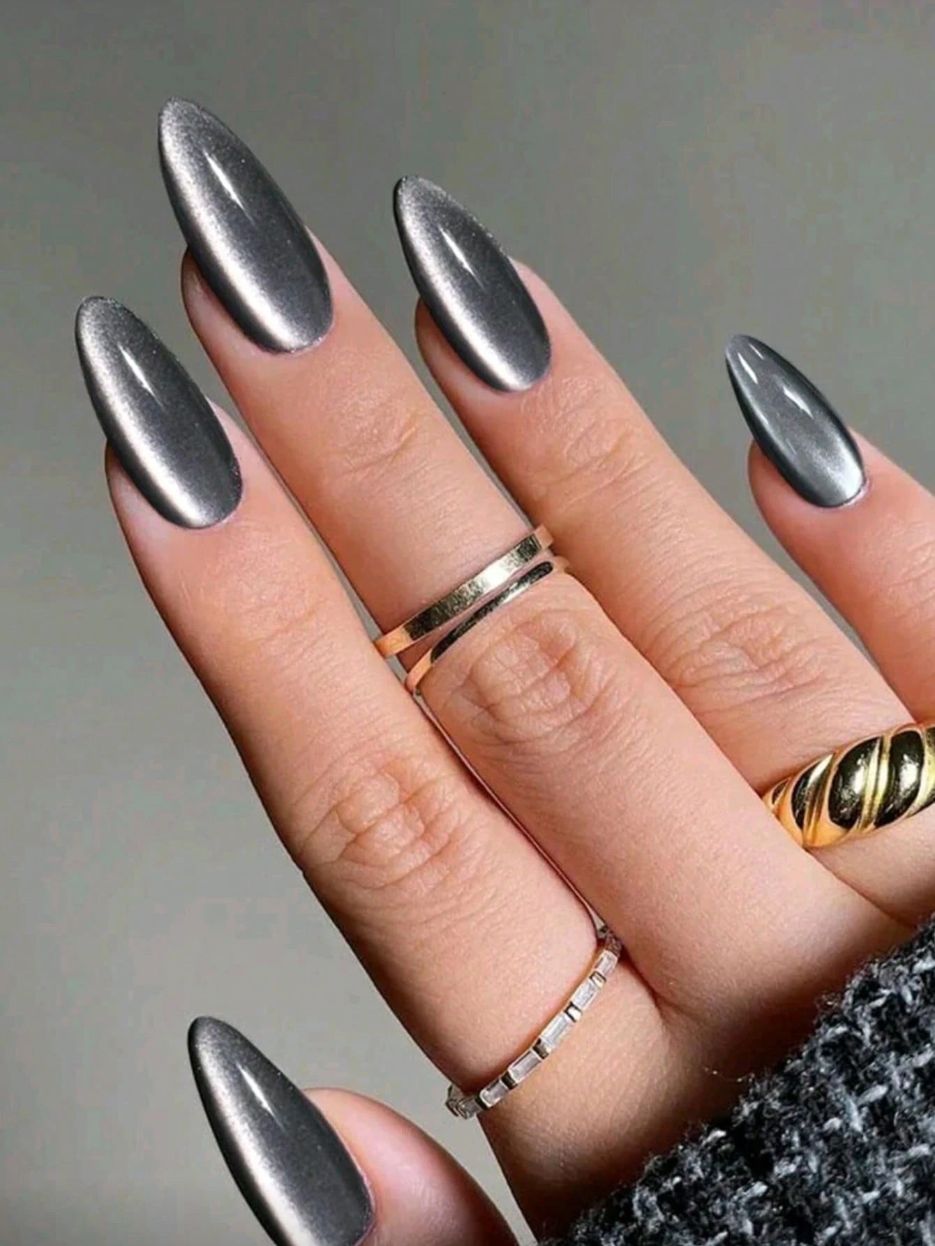 24PCS Y2K Long Almond Cat Eye Press-On Nails Set – Glossy Crystal Design