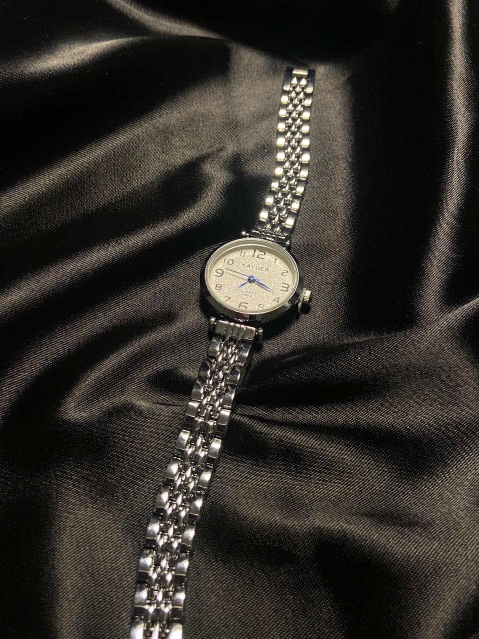 Women’s Round Quartz Watch with Numeral Dial – Silver & Gold Zinc Alloy
